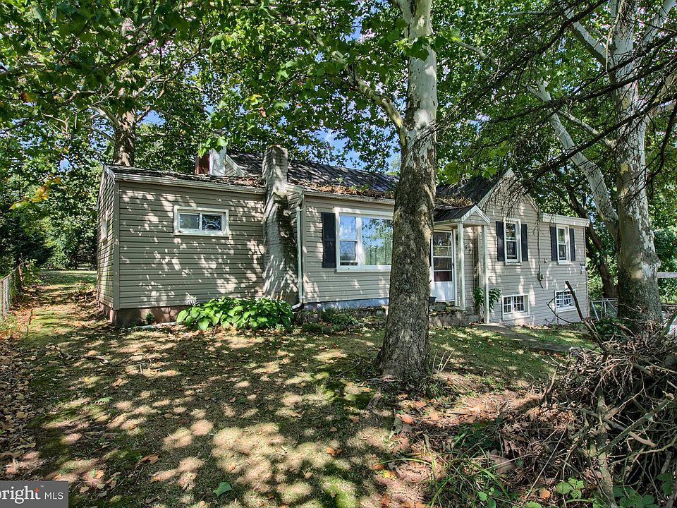 250 Locust Point Rd, York, PA 17406 Zillow