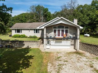 26664 570th St, Exline, IA 52555