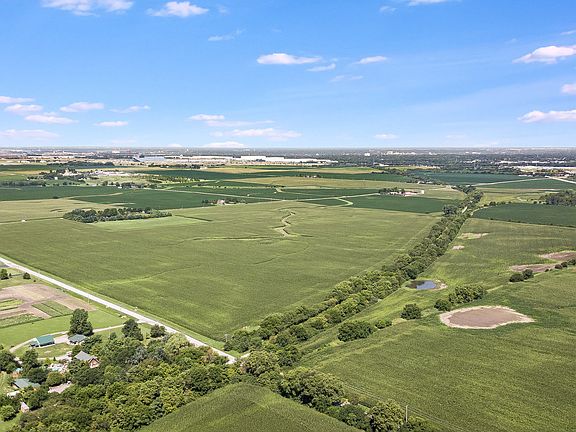 3rd image of 1111 W Baker Rd