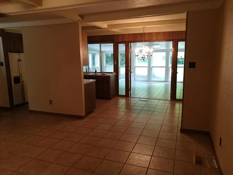5604 Gordon Ln — Photo 16