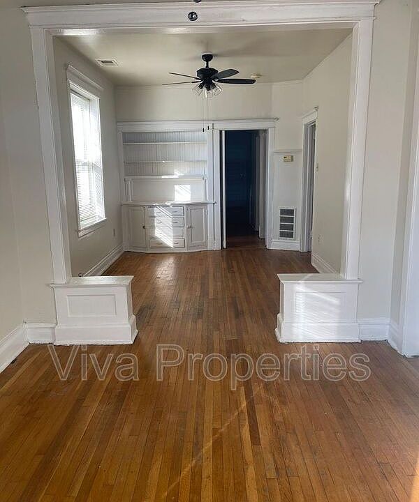 1st image of 2942 W Belden Ave #1
