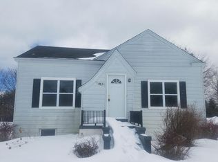 227 Lafayette Ave, Cheboygan, MI 49721