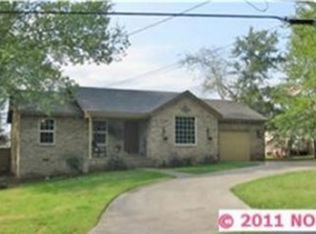 409 W 4th St, Tahlequah, OK 74464
