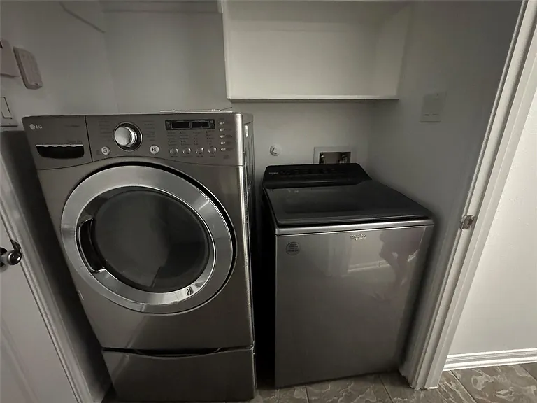 6311 Auburn Terrace Ct — Photo 25