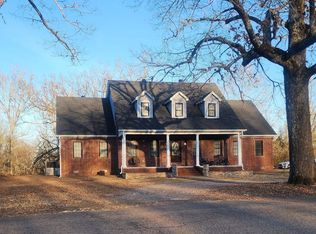 950 W Reynolds Rd, Arkadelphia, AR 71923