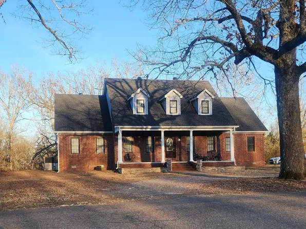 950 W Reynolds Rd, Arkadelphia, AR 71923