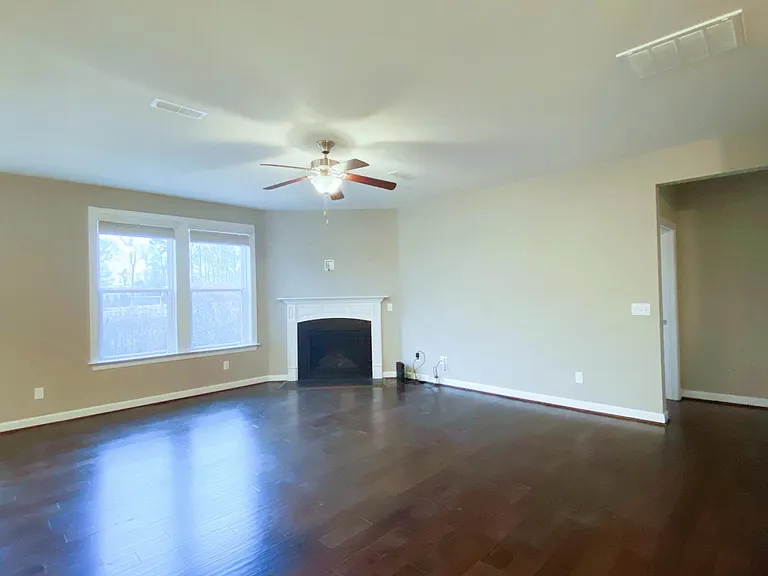 8012 Hergety Dr — Photo 6