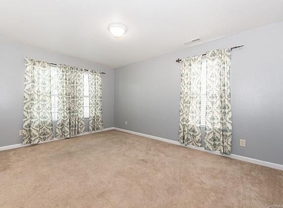 5th image of 4116 Chandler Haven Dr