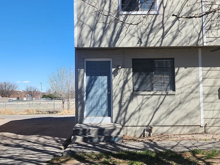 32 Royal Crest Dr #A — Photo 8