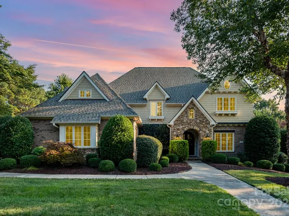 7438 Lee Rea Rd, Charlotte, NC 28226