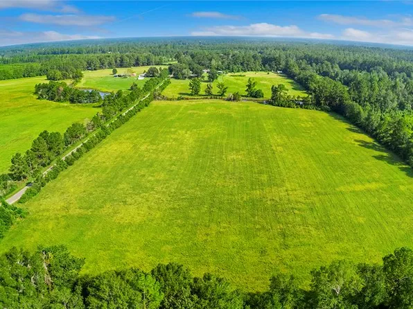 4725 County Road 3068, Call, TX 75933