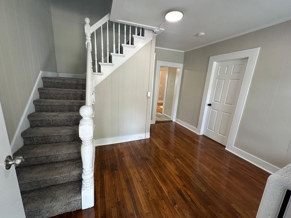 49 Freeman Ave #1