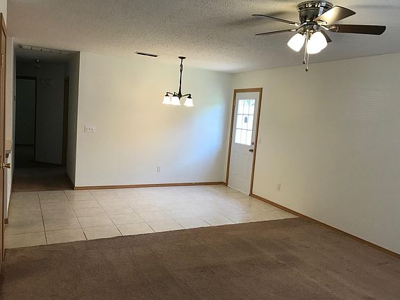 4th image of 803 S Erika Ave
