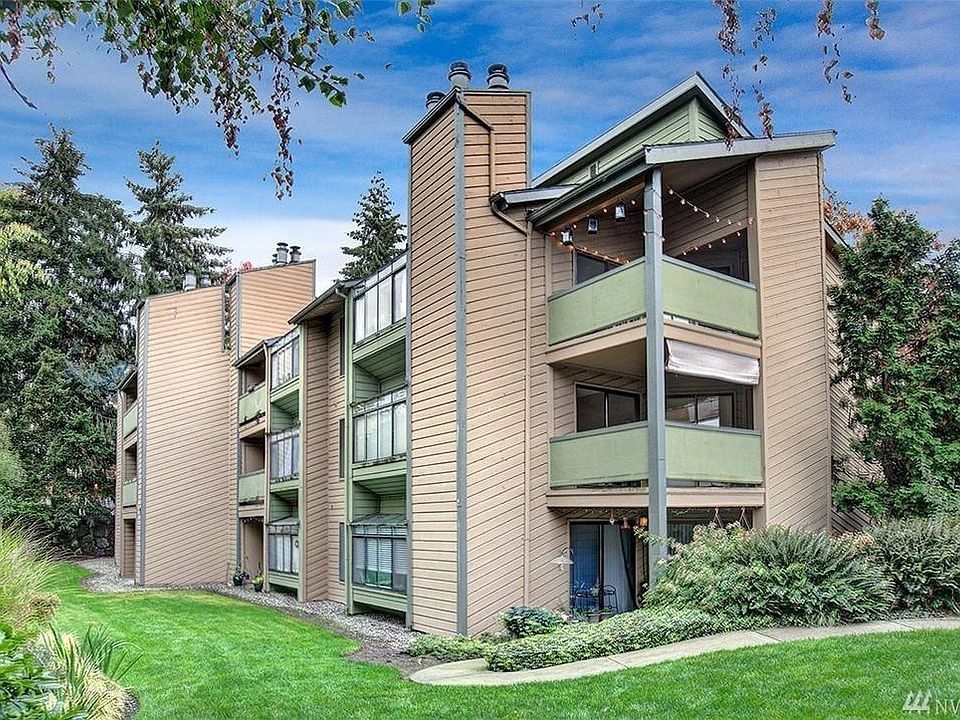 1st image of 4810 200th St SW