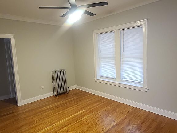 2nd image of 4833 N Wolcott Ave #1B