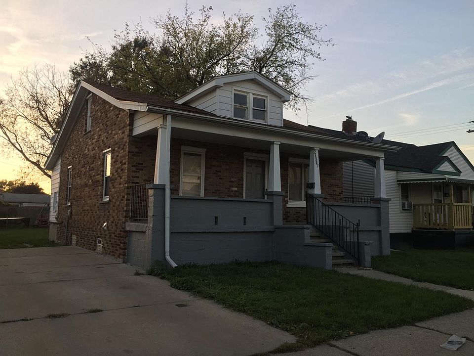 1st image of 25389 Pearl St