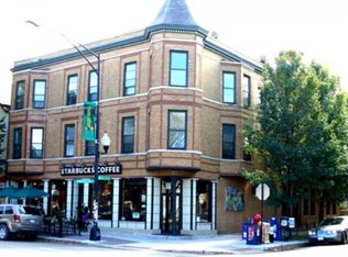 2025 W Roscoe St APT 1R, Chicago, IL 60618