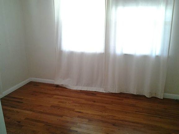 4th image of 1314 N Griffith Park Dr