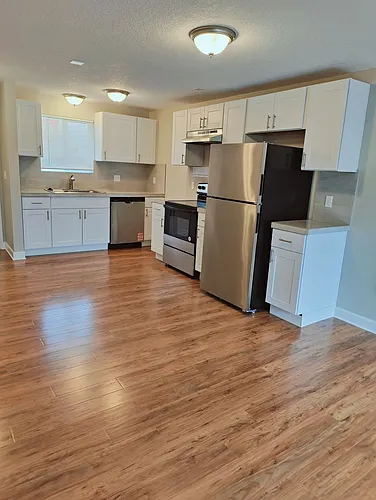 MAC CITY APARTMENTS Photo 1