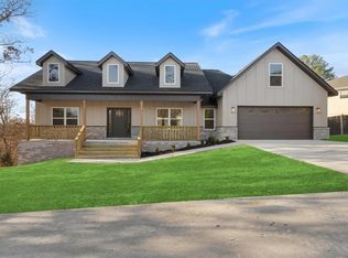 17 Thornaby Dr, Bella Vista, AR 72714