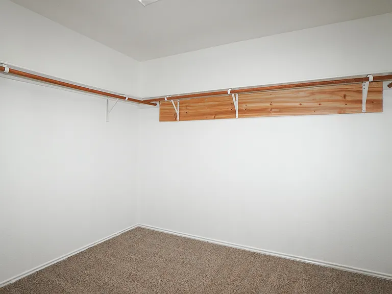 309 Stanford Dr — Photo 18