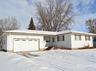 1915 Prospect Ave, Aberdeen, SD 57401