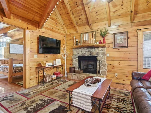 2331 Waterfall Way #Id1419383p, Pigeon Forge, TN 37863