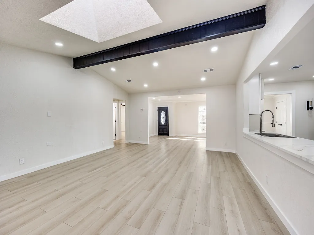 2409 Regal Rd — Photo 4