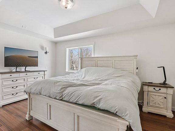 4th image of 104 Highland Dr