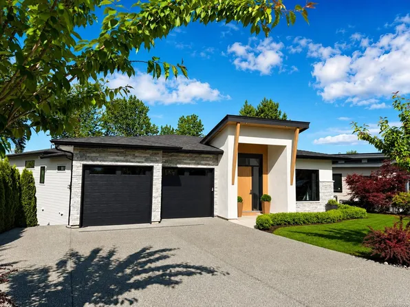 1855 Westlock Rd, North Cowichan, BC V9L 5N8