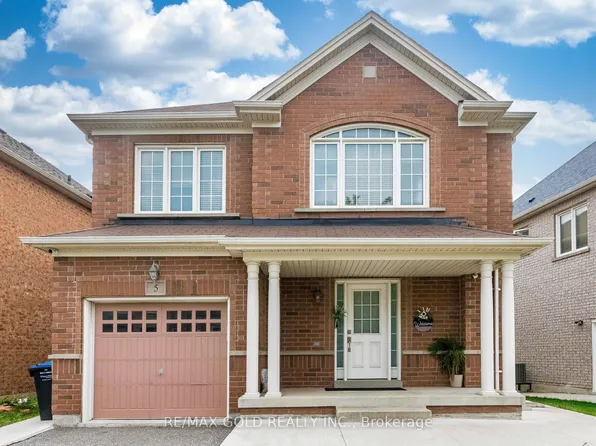 5 Denali Cres, Brampton, ON L6P 3P6