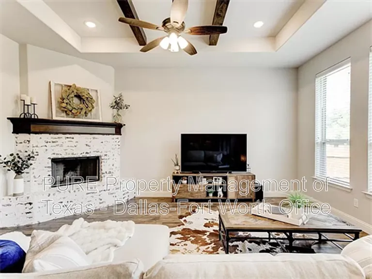 1612 Town Creek Cir — Photo 9