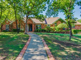 3928 Bent Tree Dr, Edmond, OK 73034