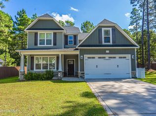 412 Palisades Dr, Aberdeen, NC 28315