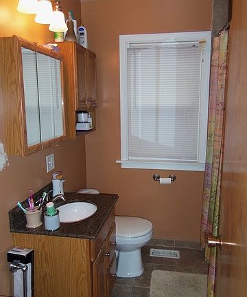 5th image of 7317 W Touhy Ave