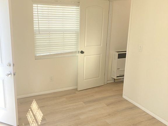4th image of 1224 Liberty St #C