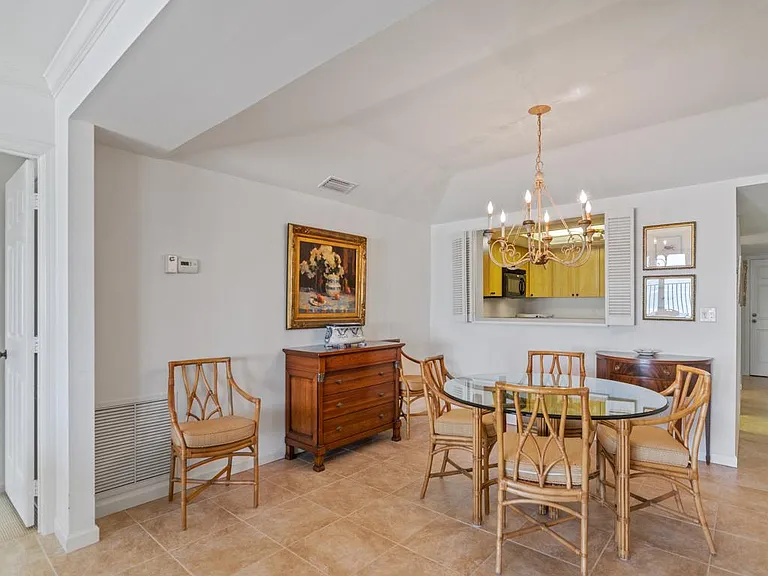 2636 Ocean Dr #404 — Photo 14