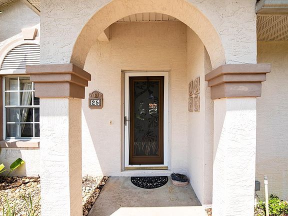 2nd image of 25 Woodford Ln