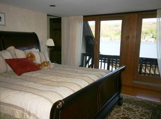 408 W Shore Trl, Sparta, NJ 07871