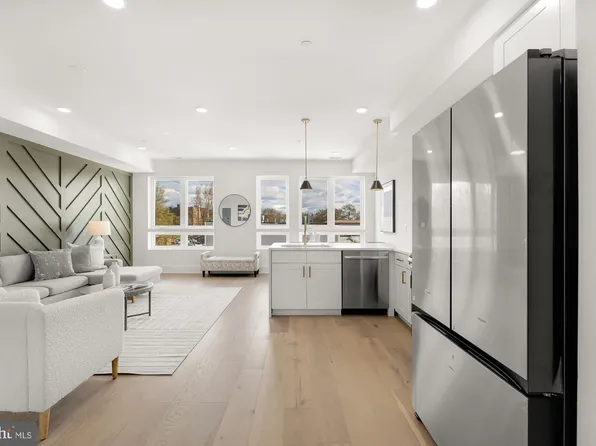1006 Florida Ave NE #202, Washington, DC 20002