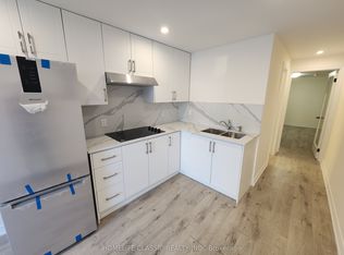 5 Main St S #8, Uxbridge, ON L9P 1P7