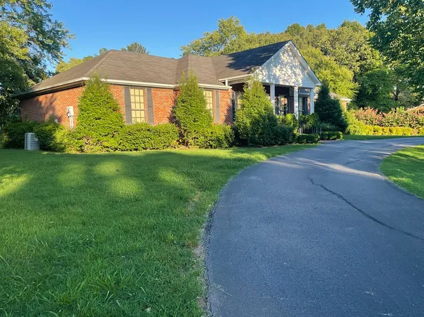 180 Highland Hgts, Camden, TN 38320