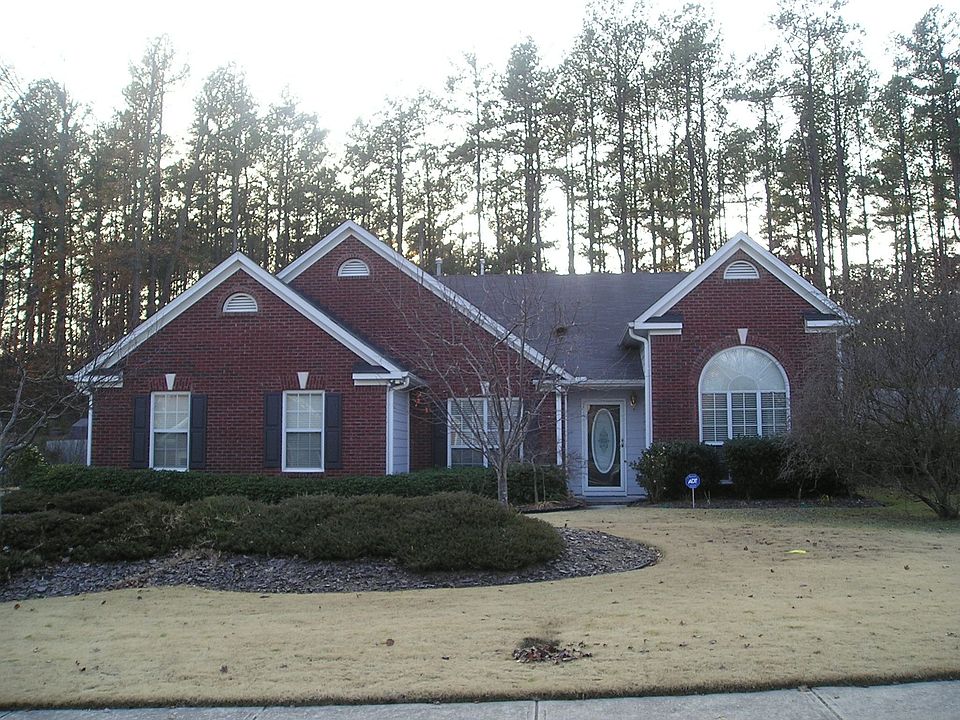 Brick Front w/Concrete Siding