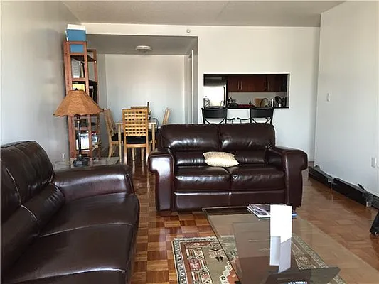 Rented by R New York | media 11