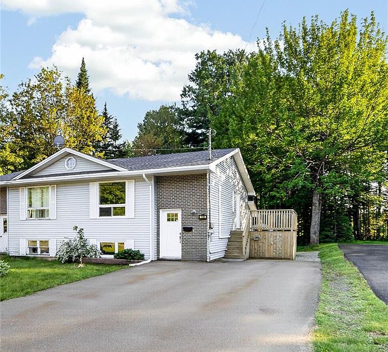 1st image of 150 Pascal Ave