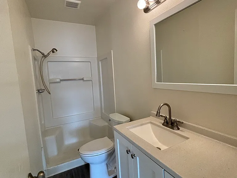 14250 Telegraph Rd #9 — Photo 4