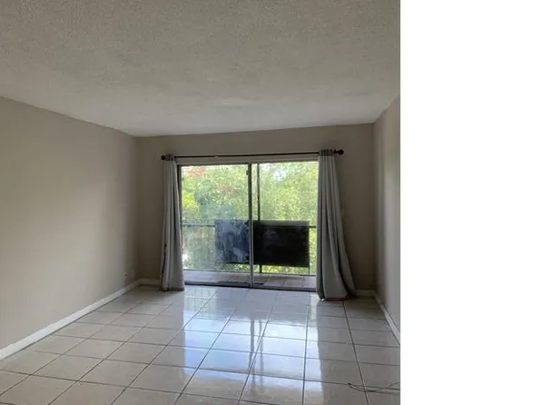 13480 NE 6th Ave APT 310, North Miami, FL 33161