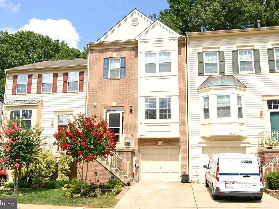 2600 Windy Oak Ct