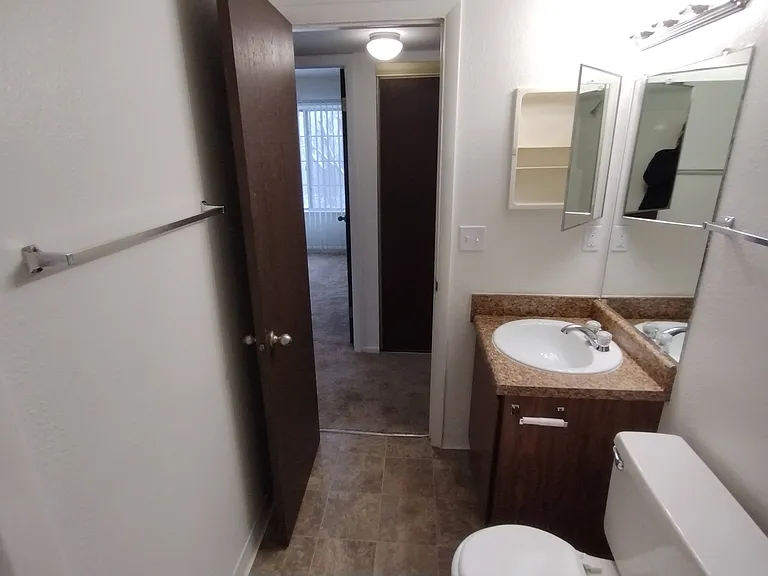 Charter Oaks Apartments — Photo 226