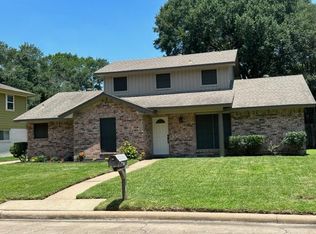 10510 Norchester Village Dr, Houston, TX 77070